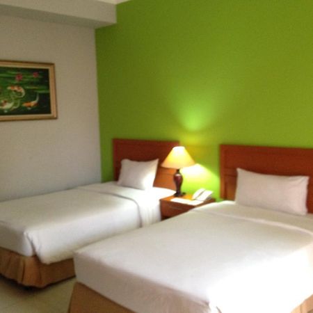 Town House Bukit Damai Indah Hotel Balikpapan  Ngoại thất bức ảnh