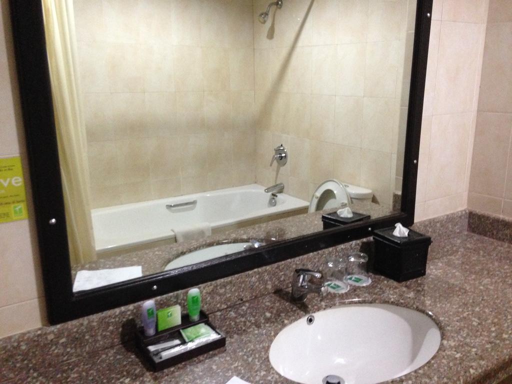 Town House Bukit Damai Indah Hotel Balikpapan  Ngoại thất bức ảnh